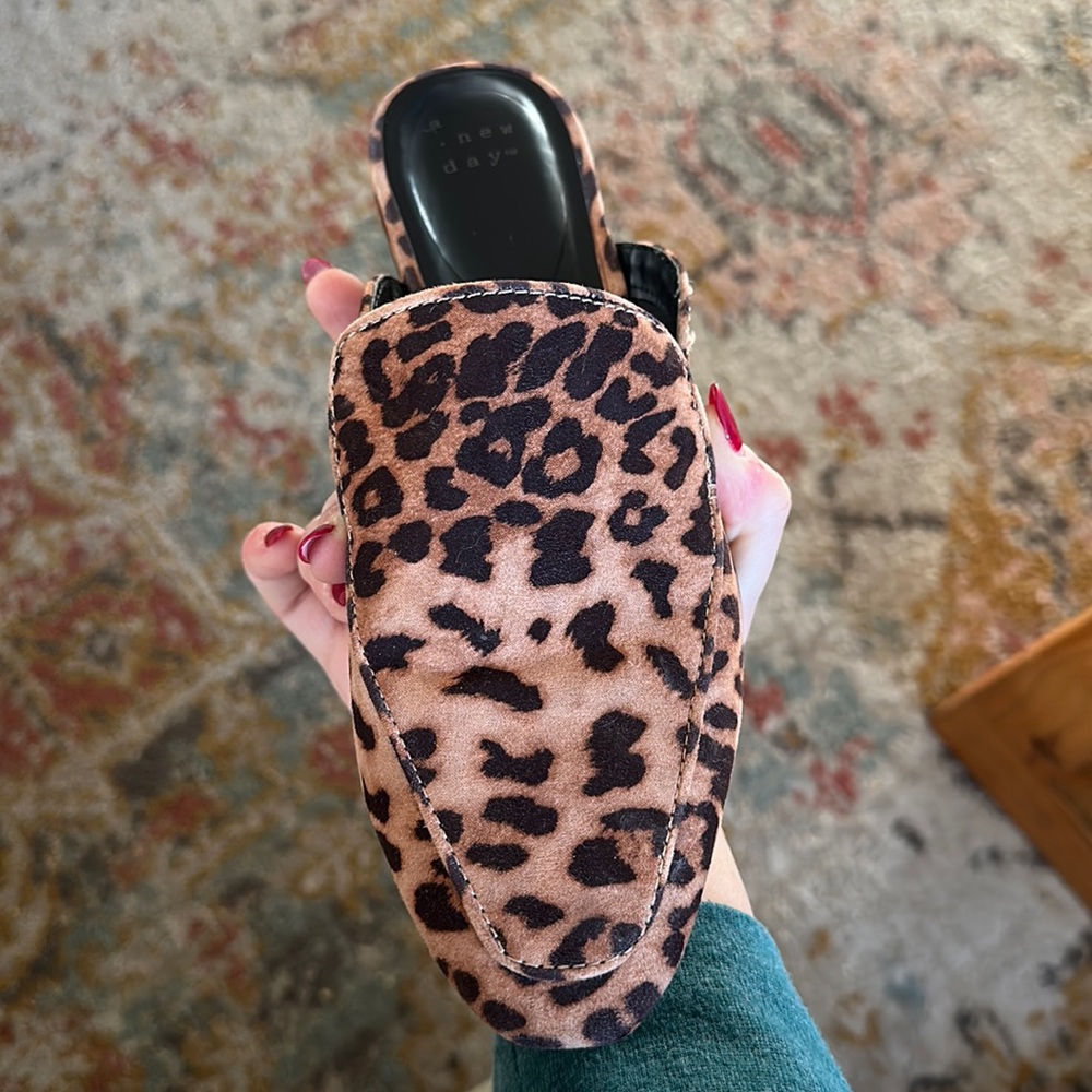 Leopard Mule